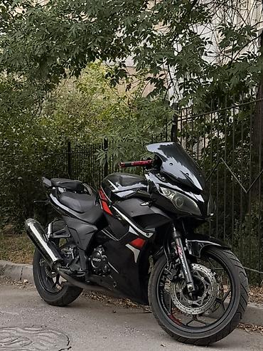 Спортбайк Kawasaki, 300 куб. см, Бензин, Б/у at lalafo.kg Спортбайк Kawasaki, 300 куб. см, Бензин, Б/у