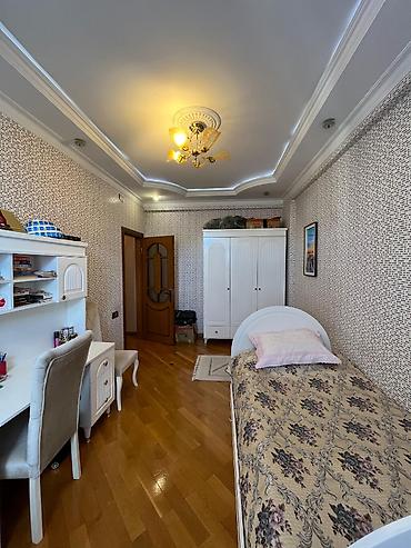 Daşınmaz əmlak: 3 otaqlı, Yeni tikili, 132 kv. m — 10
