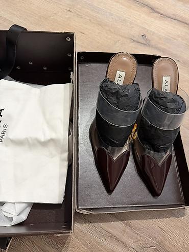 бу чехлы: Alaïa Paris — мюли с прозрачными ремнями и острым носком - Модель — 3