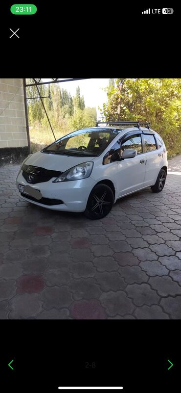 Honda: Honda Fit: 2009 г., 1.5 л, Автомат, Бензин, Хэтчбэк