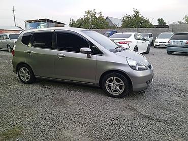 Honda Fit: 2003 г., 1.3 л, Автомат, Бензин, Хетчбек — 3