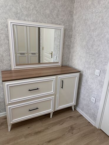 şirvanda ikinci əl mebel: İşlənmiş, Termolar, Laminat, Çatdırılma yoxdur