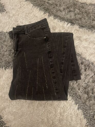 Gündəlik donlar: Qadın paltarı – bej rəngli, ağ xallı - Üslub: midi uzunluqda, aşağı — 20