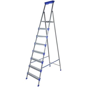 ступеньки для лестницы: Стремянка металлическая ступеней Материал: стальные профильные трубы