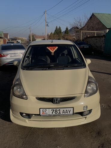 хонда фит 300000: Honda Fit: 2004 г., 1.3 л, Вариатор, Бензин, Хетчбек