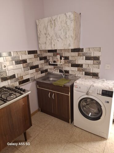 Uzunmüddətli kirayə evlər: 1111 kv. m, 2 otaqlı -da lalafo.az — 9 Uzunmüddətli kirayə evlər: 1111 kv. m, 2 otaqlı — 9