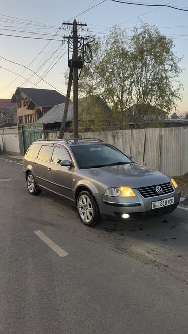 Volkswagen: Volkswagen Passat: 2002 г., 2 л, Механика, Бензин, Универсал