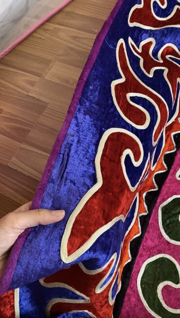 палас ковров: Ковер Новый, Антиквариат, 600 * 400, Сделано в Кыргызстане