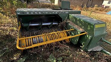 бороны мала: Пресс-подборщик тюковый (похоже на John Deere, малогабаритный тюковый — 4
