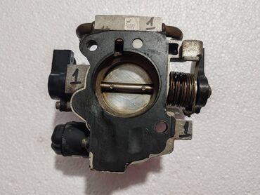 Auto delovi: Klapna gasa Lada 21214 Niva 1.7i br.1. Polovno, ocuvano. Skinuto sa — 15