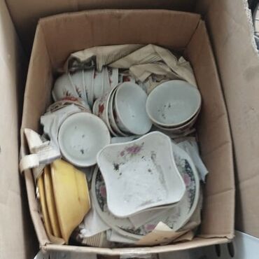Наборы посуды: Срочно продается набор посуд, советского периода, в отличном состоянии