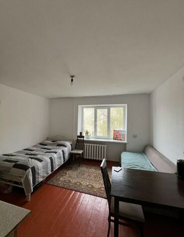 продается 2 комнатная квартира рядом ул ахунбаева: 1 комната, 21 м², Малосемейка, 3 этаж, Косметический ремонт