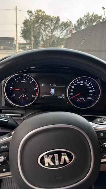 кхан пикап: Kia Carnival: 2021 г., 2.2 л, Автомат, Бензин, Минивэн — 9