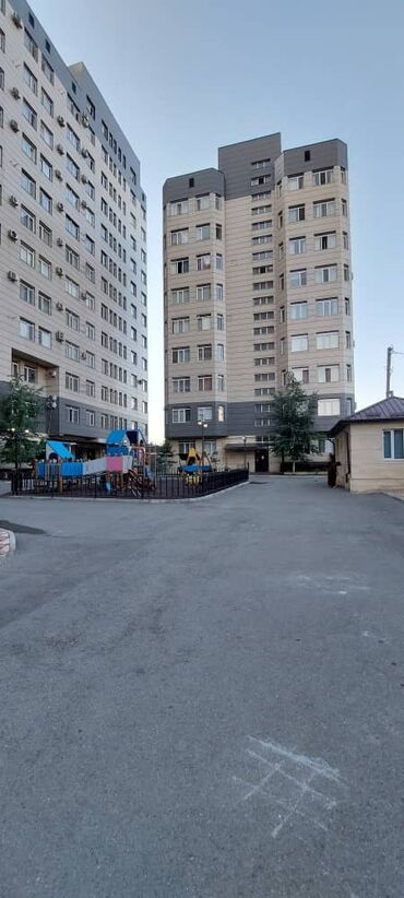 в аренду помешение: Продаю Офис 202 м², Без ремонта, Без мебели, Многоэтажное здание, Цокольный этаж этаж