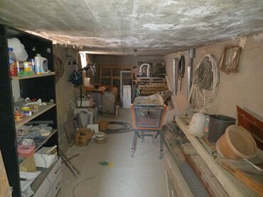 Həyət evləri və villaların satışı: Satışa təqdim olunur: həyəti və bağ sahəsi olan iki mərtəbəli fərdi — 13