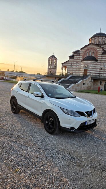 Nissan: Nissan Qashqai: 1.6 l | 2014 г. SUV/4x4 — 1