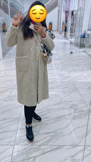 длинные куртки женские зима: Пальто, Зима, Длинная модель, M (EU 38), L (EU 40)