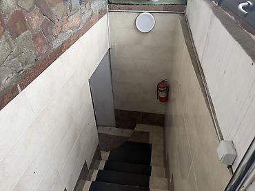 Аренда помещений свободного назначения: Сдается в аренду коммерческое помещение в центре города Бишкек по Ул — 4