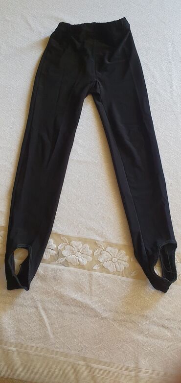 Манежи: Idman lasini. S razmer. 3-4-5-6 yawa gedir. elde 2 eded