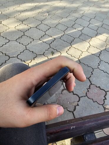 Apple iPhone: IPhone 13, 256 ГБ, Midnight, Кабель — 5