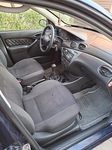 tir: Ford Focus: 2003 г., 1.6 л, Механика, Бензин, Хэтчбэк — 4