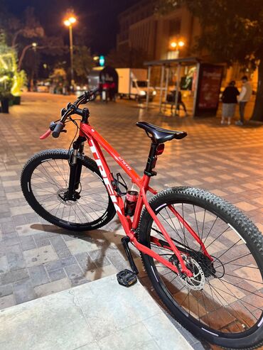 meiredi bike: Velosiped haqqında: 1) Tektronun gidravlik tormuzları 2) Asqı sistemi