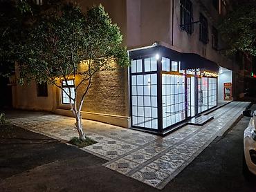 bakixanovda: Ümumi 105 kvdır 1ci mərtəbə 75 kv zirzəmi isə 30 kvdır,qarışısında — 7