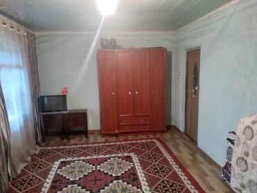 Продажа участков: Полдома, 100 м², 5 комнат, Агентство недвижимости, Косметический ремонт