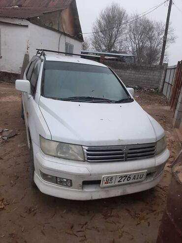 Mitsubishi: Mitsubishi Chariot: 2000 г., 2.4 л, Автомат, Бензин, Вэн/Минивэн