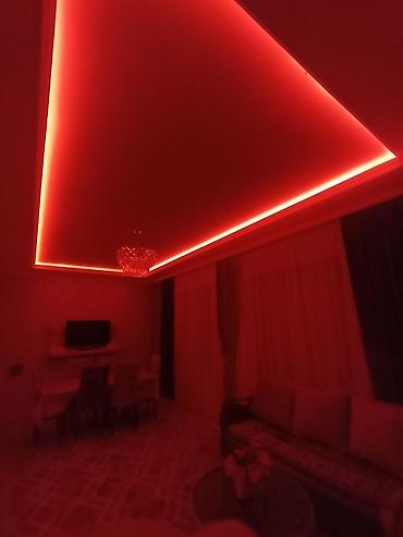 Lent lampalar: Ev yenidir. Ev 1 zal, 3 otaq,1 mətbəx və dəhlizdən ibarətdir. Hamam və — 4