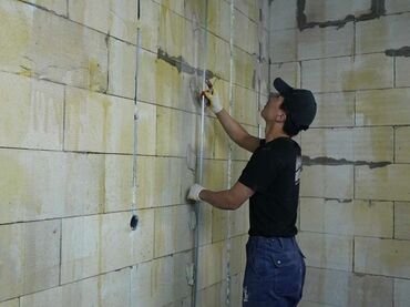 Штукатурка, шпаклевка: Штукатурка стен, Штукатурка потолков, Шпаклевка стен Больше 6 лет опыта — 8