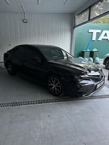 2 2 cdi: Toyota Camry: 2021 г., 2.5 л, Автомат, Бензин, Седан — 1