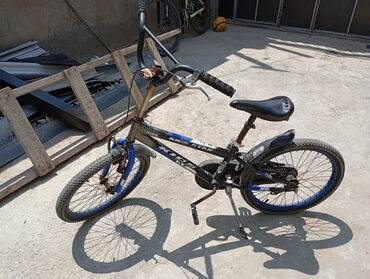 velosiped usaqlar ucun: İşlənmiş İki təkərli Uşaq velosipedi 20", sürətlərin sayı: 1, Ünvandan götürmə