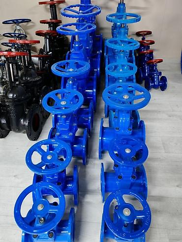 Известь: Задвижка чугунная 30ч6бр (Ру 10/16) — Фланцевая, с выдвижным шпинделем — 10