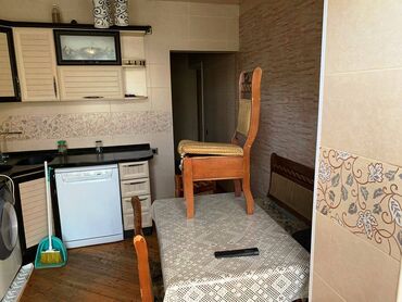 Köhnə tikili: Bakı, 3 otaqlı, Köhnə tikili, 70 kv. m — 6