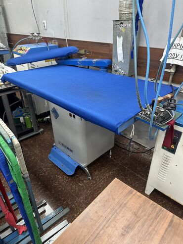 щивений машина: Утюжный стол