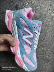 Women's Sneakers and athletic shoes: 38 — 2