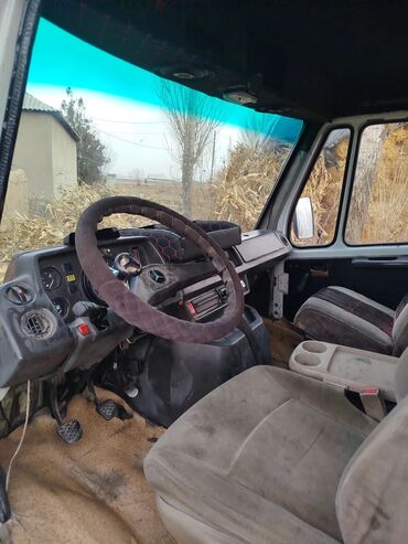 Mercedes-Benz: Mercedes-Benz : 1990 г., 2.8 л, Механика, Дизель, Бус — 6