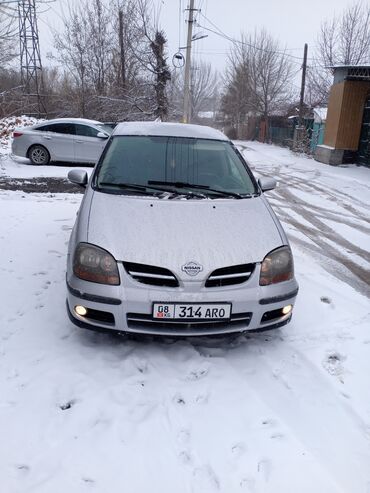 Nissan: Nissan Almera Tino: 2001 г., 1.8 л, Механика, Бензин, Хэтчбэк