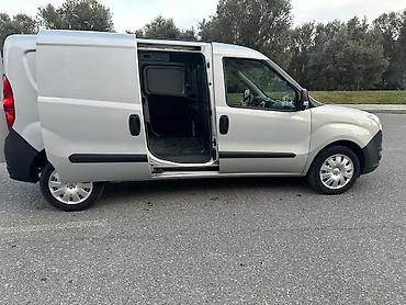 elantra 2015: Opel Combo: 1.3 l | 2015 il 176000 km Van body type — 10