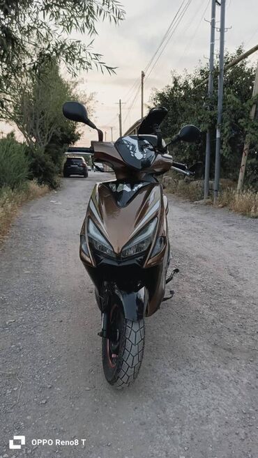 semkir moped: - Grand Moto, 110 sm3, 2023 il, 39000 km