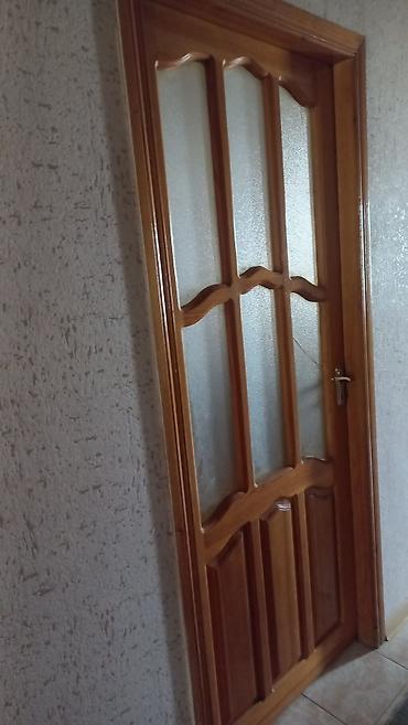 seyfi qapi: Məhsul: Şüşəli taxta otaq qapısı - Material: təbii ağac (laklanmış) — 2
