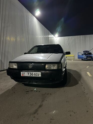 сидения на гольф: Volkswagen Passat Variant: 1989 г., 1.8 л, Автомат, Бензин, Универсал