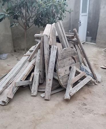 Salam çornu polluq taxtalar satilir 2 kuba yaxindi elavə xirda