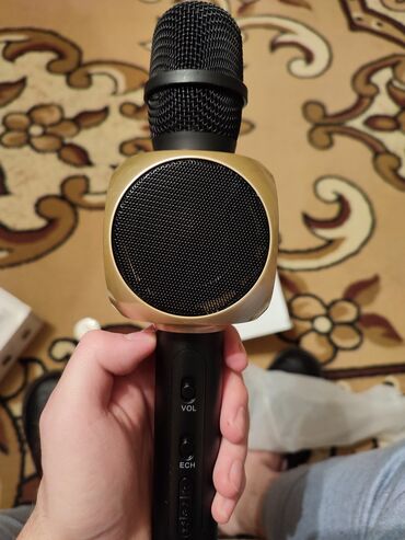 радио микрофон для караоке: Подарили. Ни разу не пользовался. Цена окончательная
