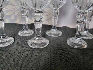 Čaše: Case nove za zestoko pice,pun rad. Case za pice izgledaju kao na lalafo.rs — 8 Čaše: Case nove za zestoko pice,pun rad. Case za pice izgledaju kao — 8