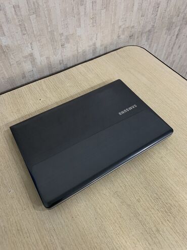 2 ядерный ноутбук: Samsung AMD A10, 4 ГБ ОЗУ