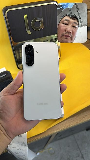 9070 xt: Samsung Galaxy A56 5G, Б/у, 256 ГБ, 2 SIM — 1