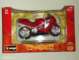 Sport i hobi: Burago motor model "honda nr",1/18,18-51000,nov,u originalnoj kutiji