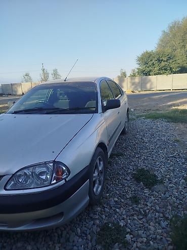 89 2: Toyota Avensis: 2002 г., 1.8 л, Механика, Бензин, Седан — 4